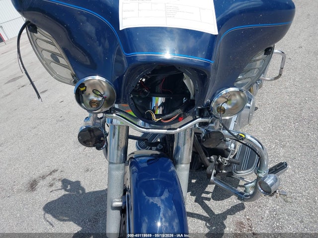 Harley-Davidson Flhtcui Shrine