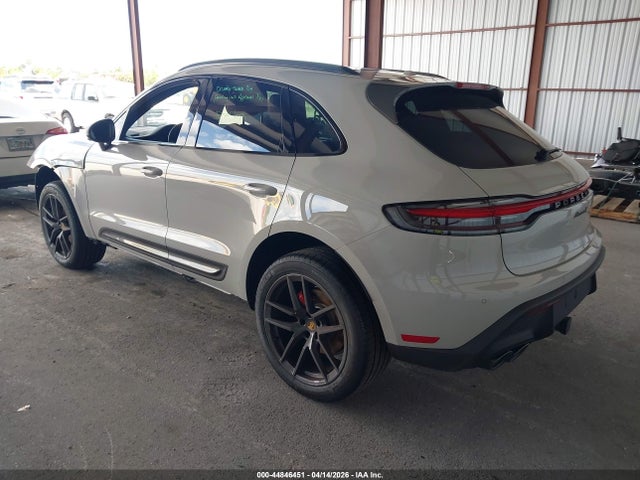 Porsche Macan T
