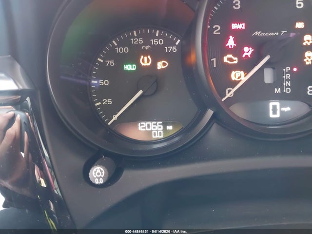 Porsche Macan T