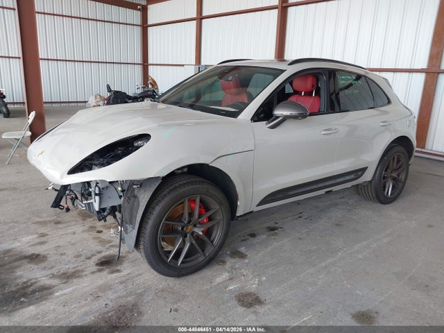 Porsche Macan T