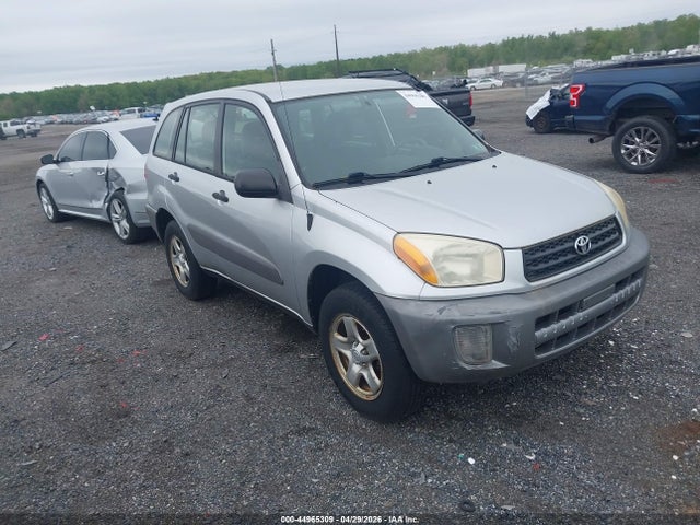 Salvage Toyota RAV4 Image