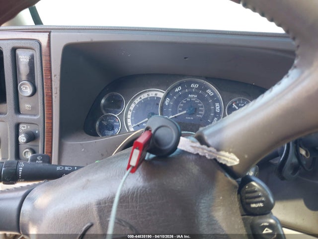 Cadillac Escalade Standard