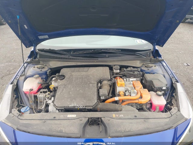 Hyundai ELANTRA Blue