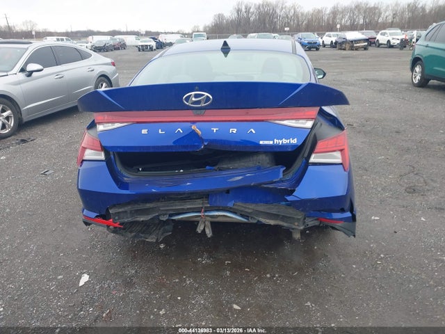Hyundai ELANTRA Blue