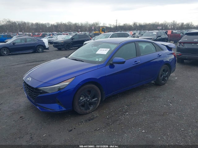 Hyundai ELANTRA Blue