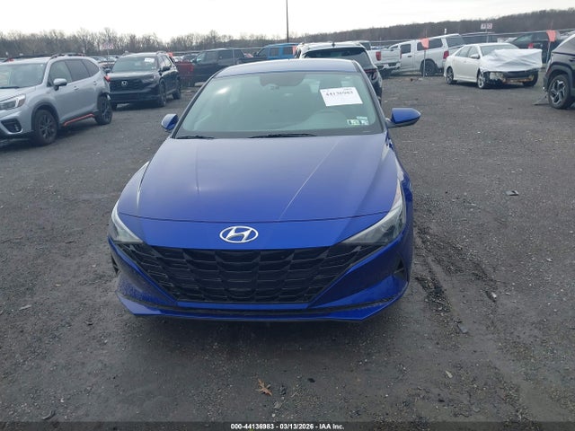 Hyundai ELANTRA Blue