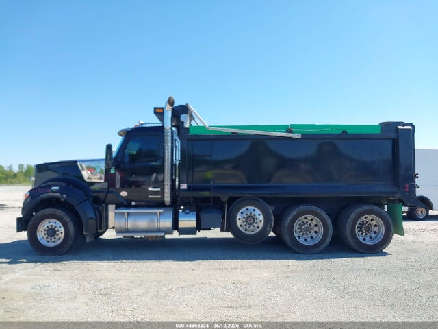 Kenworth W990