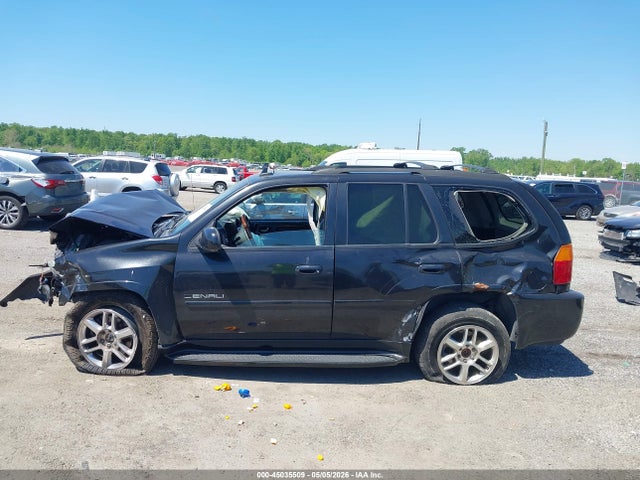 GMC Envoy Denali