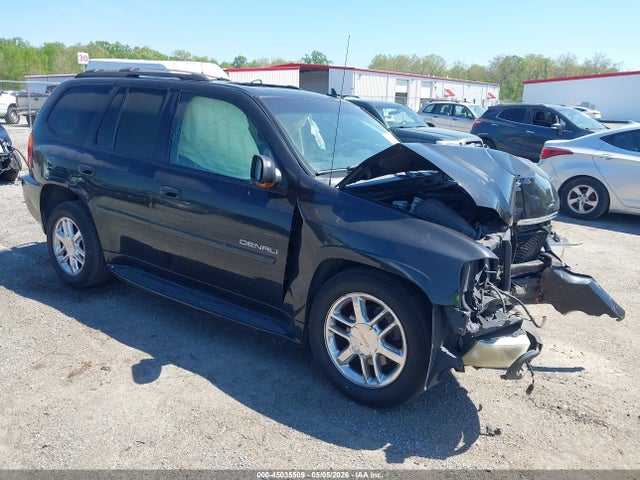 Salvage GMC Envoy Image