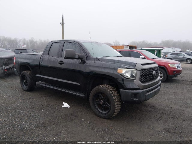 Salvage Toyota Tundra Image