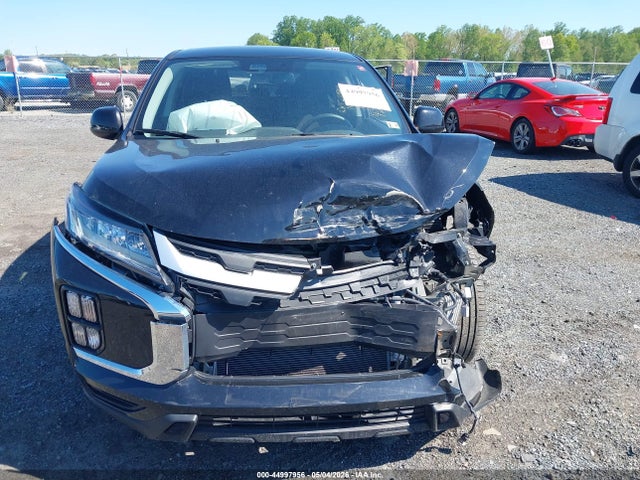 Mitsubishi Outlander 2.0 Es Awc