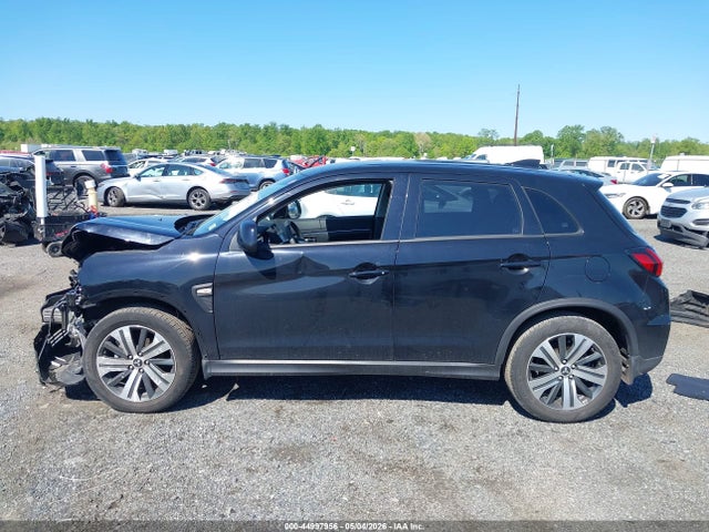 Mitsubishi Outlander 2.0 Es Awc