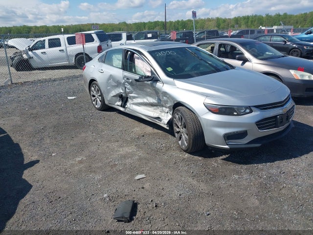 Salvage Chevrolet Malibu Image