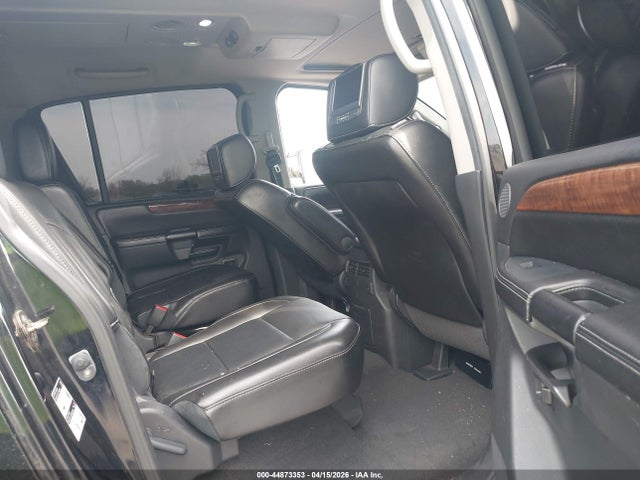 Nissan Armada Platinum