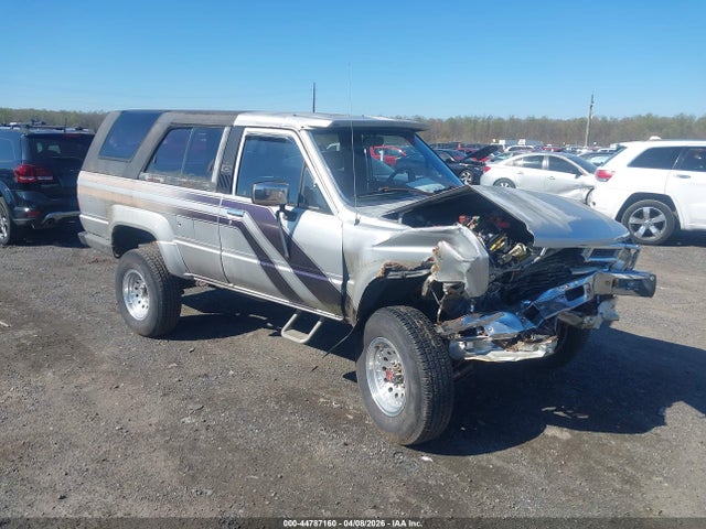 Salvage Toyota 4Runner Image