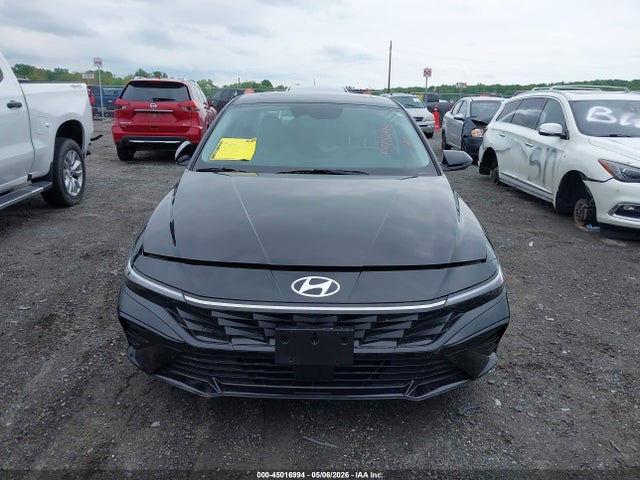 Hyundai ELANTRA Limited