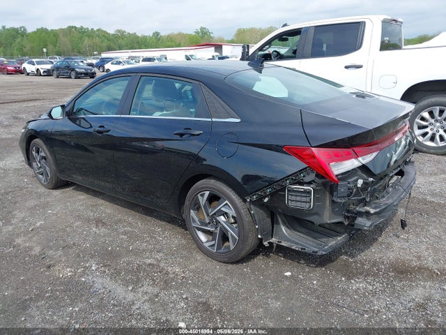 Hyundai ELANTRA Limited