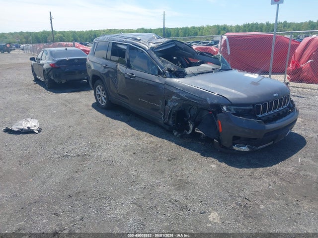 Salvage Jeep Grand Cherokee Image