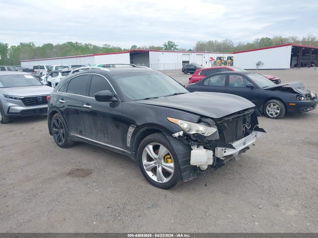 Salvage INFINITI Qx Image