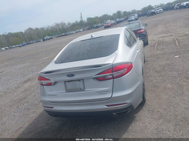 Ford Fusion Titanium