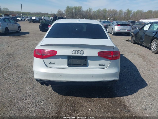Audi A4 2.0t Premium