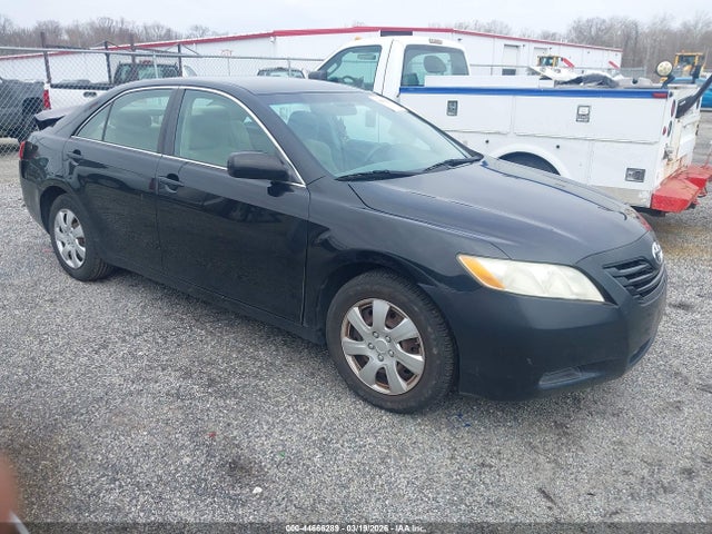 Salvage Toyota Camry Image