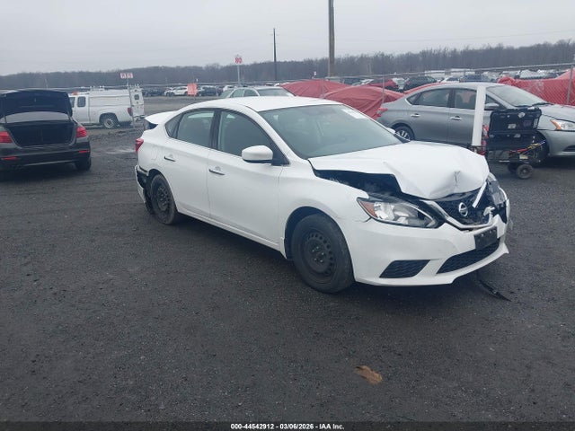 Salvage Nissan Sentra Image