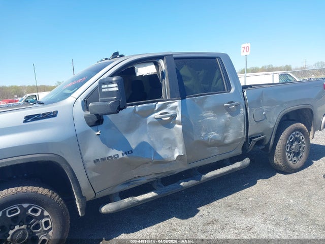 Chevrolet Silverado 2500 , Standard Bed, Lt, 4wd