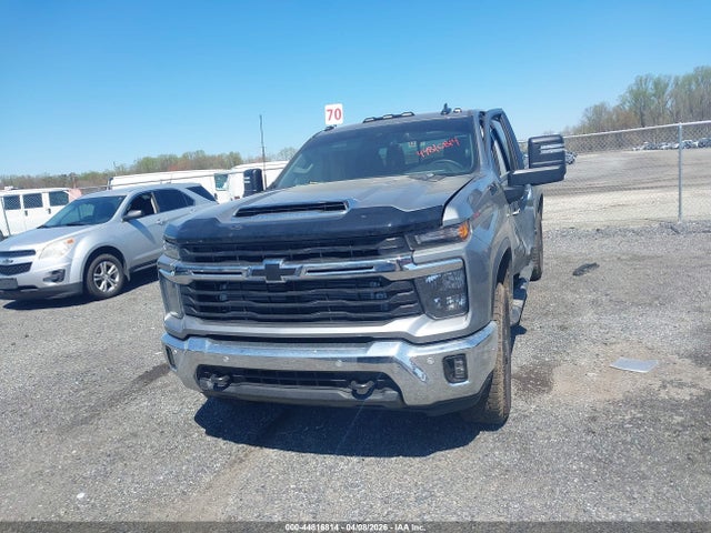 Chevrolet Silverado 2500 , Standard Bed, Lt, 4wd