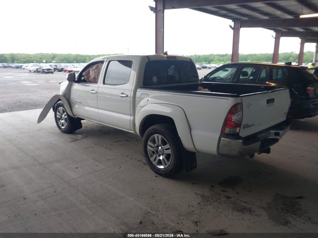 Toyota Tacoma Base V6