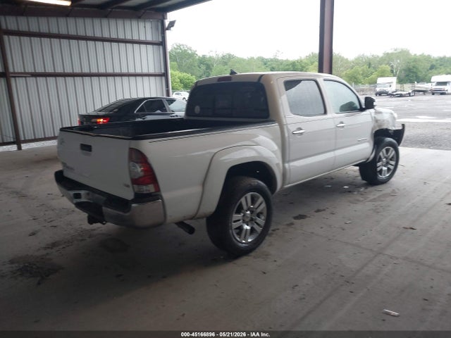 Toyota Tacoma Base V6