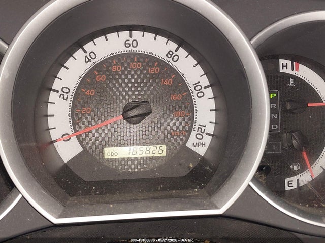 Toyota Tacoma Base V6