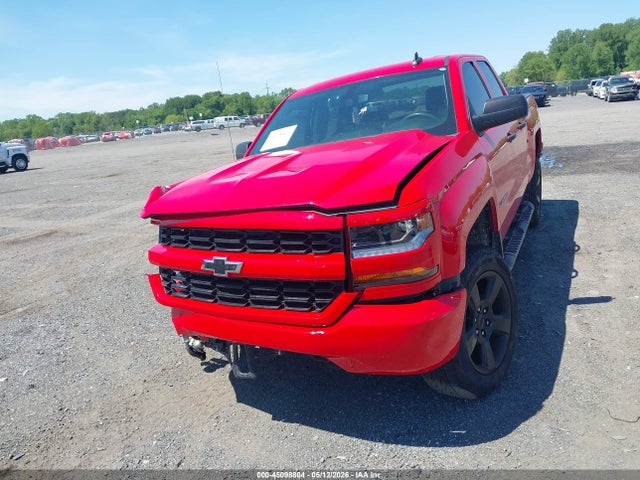 Chevrolet Silverado 1500 Custom