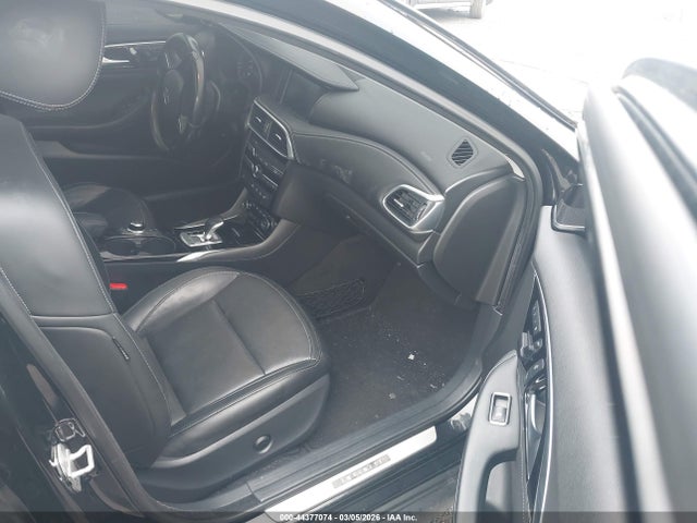 INFINITI Qx Premium