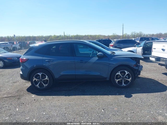Ford Escape St-line Select