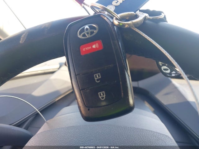 Toyota Prius Le
