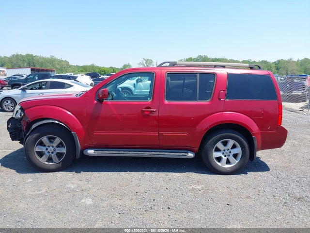 Nissan Pathfinder Sv