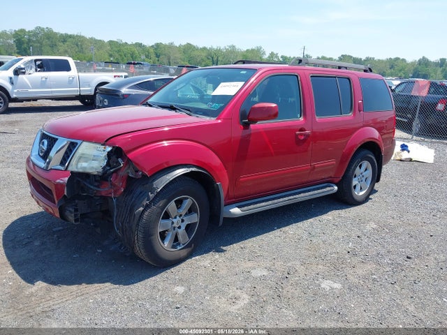 Nissan Pathfinder Sv