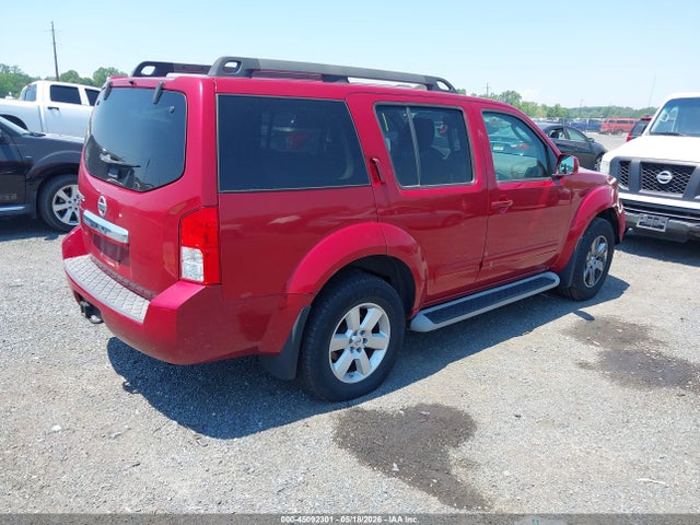 Nissan Pathfinder Sv