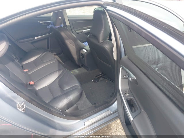 Volvo S60 Inscription T5 Platinum