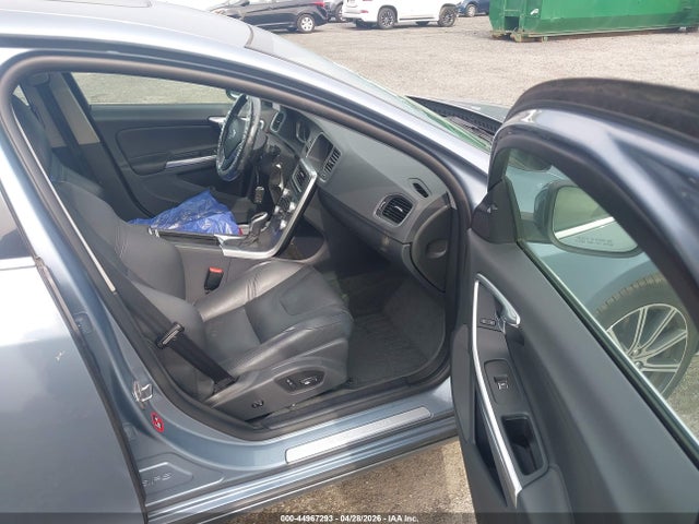 Volvo S60 Inscription T5 Platinum