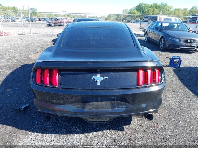 Ford Mustang V6