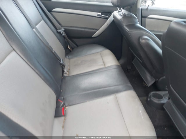 Chevrolet Aveo 2lt