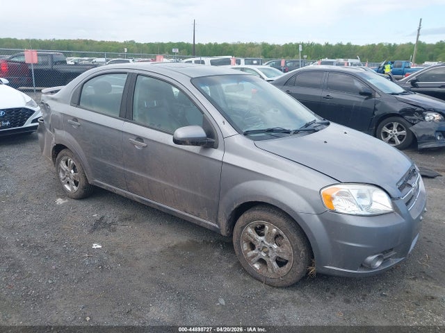 Salvage Chevrolet Aveo Image