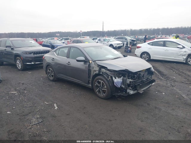 Salvage Nissan Sentra Image