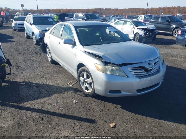 Salvage Toyota Camry Image