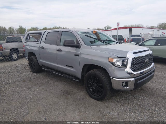 Salvage Toyota Tundra Image