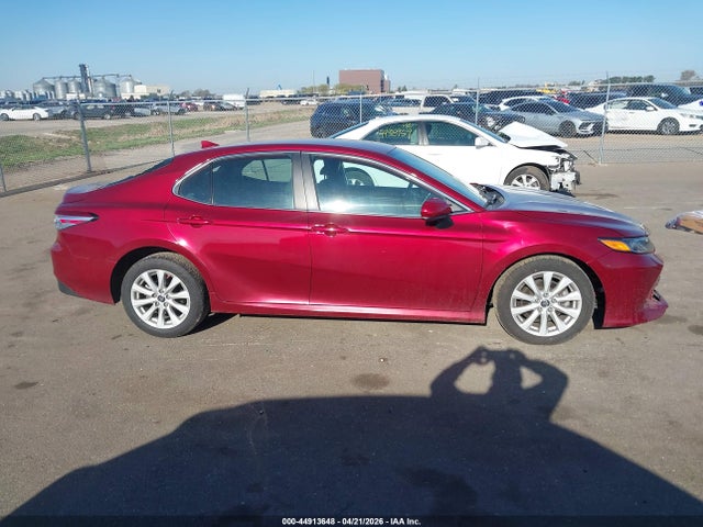 Toyota Camry Le