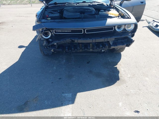 Dodge Challenger Sxt Awd