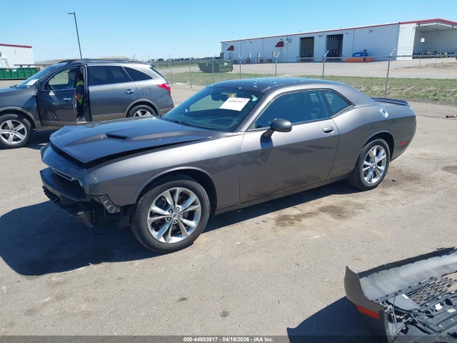 Dodge Challenger Sxt Awd